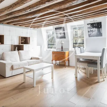 Charming In Saint-germain Des Pres * 파리